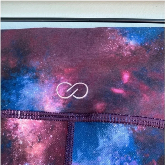 NWT Calia Underwood Leggings Xs Mid-Rise 7/8 Ankle Galaxy
Energize Winter sky - Picture 6 of 11